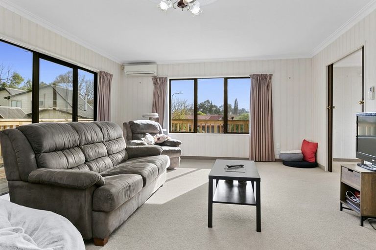 Photo of property in 3 Drayton Place, Leamington, Cambridge, 3432