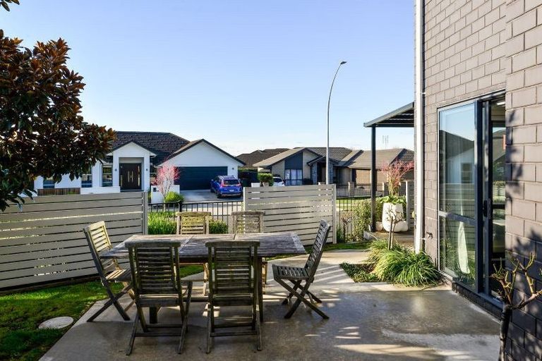 Photo of property in 2/7 The Link, Flagstaff, Hamilton, 3210