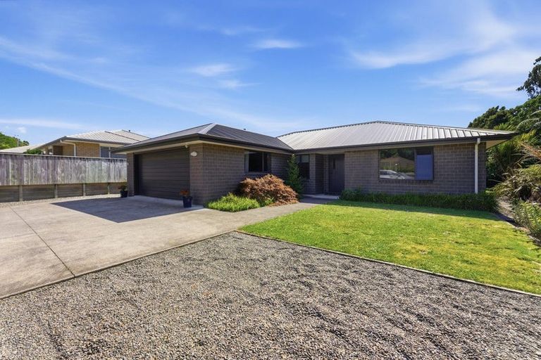 Photo of property in 7a Pipitea Place, Whalers Gate, New Plymouth, 4310