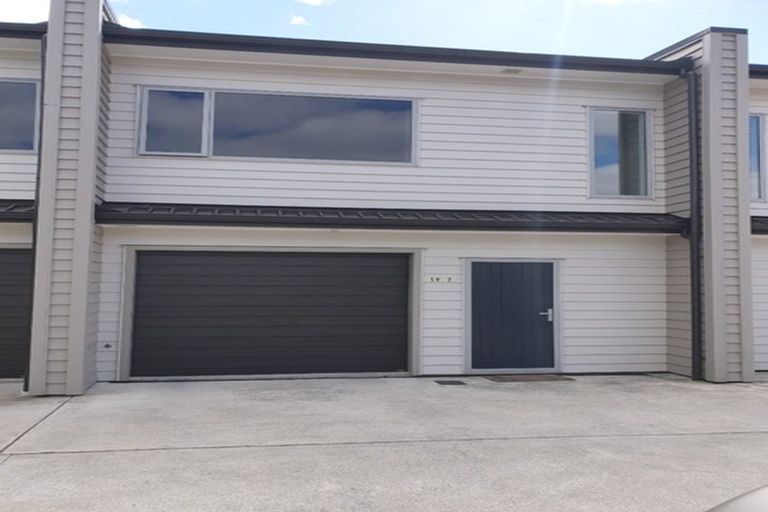 Photo of property in 7/19 Collins Avenue, Tawa, Wellington, 5028