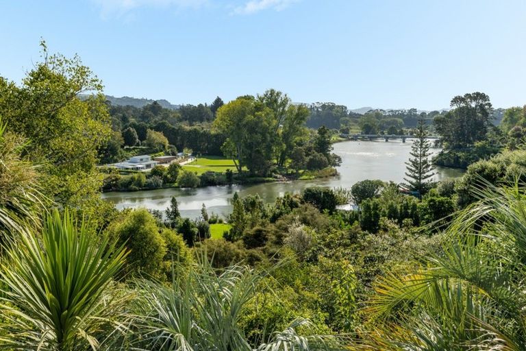 Photo of property in 82b Taniwha Place, Bethlehem, Tauranga, 3176