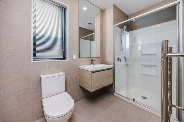 Photo of property in 126 Pepene Avenue, Takanini, 2112