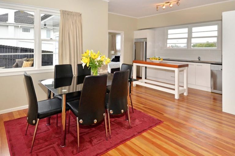 Photo of property in 58 Hillcrest Road, Papatoetoe, Auckland, 2025