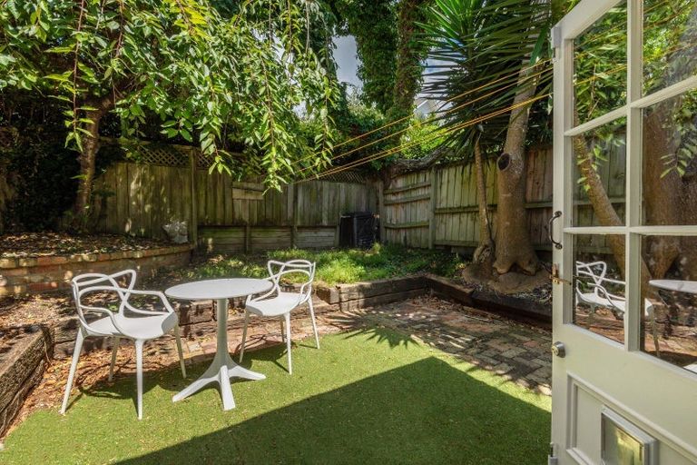 Photo of property in 17 Gunson Street, Freemans Bay, Auckland, 1011