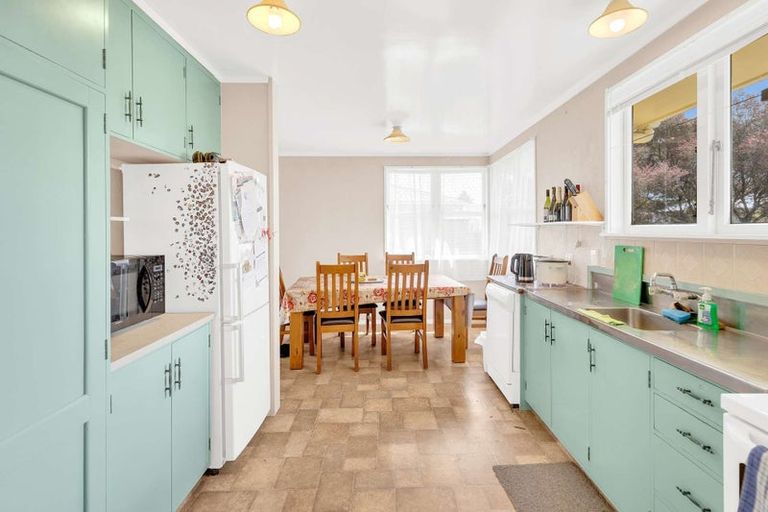 Photo of property in 5 Lambert Street, Marton, 4710