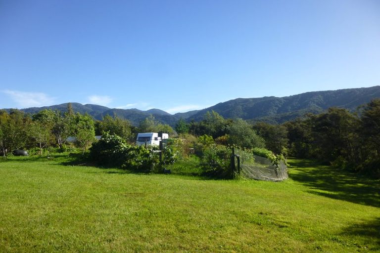 Photo of property in 14 Onekaka Iron Works Road, Onekaka, Takaka, 7182