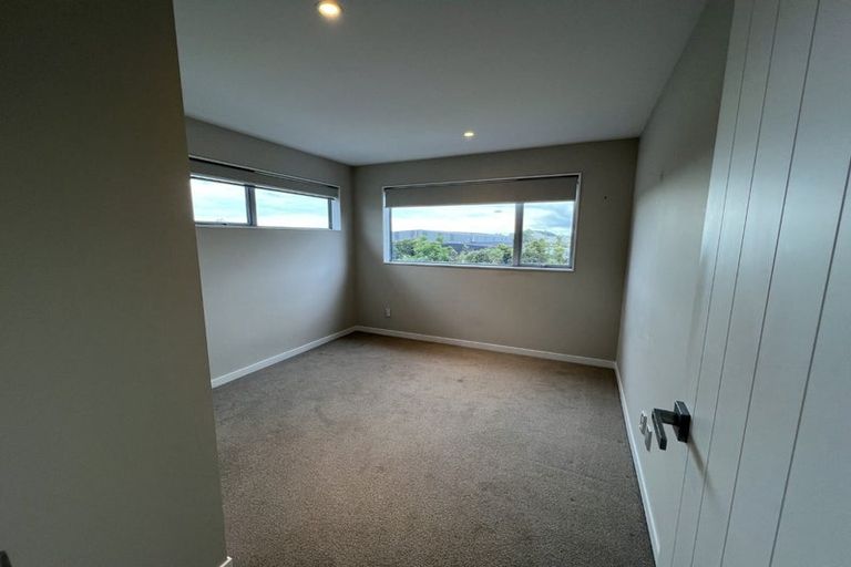 Photo of property in 5 Wicket Lane, Whenuapai, Auckland, 0618