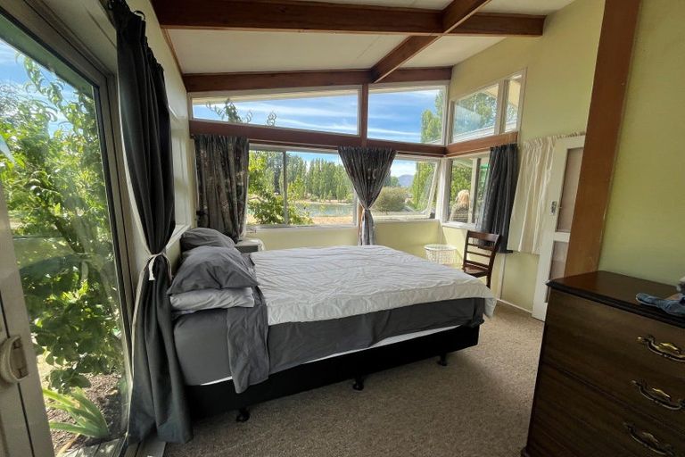 Photo of property in 92 Alison Avenue, Albert Town, Wanaka, 9305