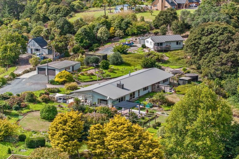 Photo of property in 1479 East Coast Road, Redvale, Albany, 0794