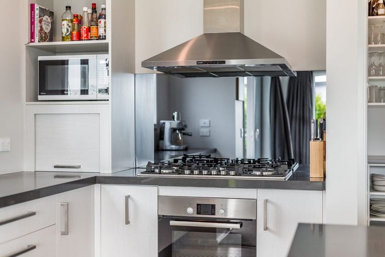 Photo of property in 105 Endeavour Drive, Whitby, Porirua, 5024