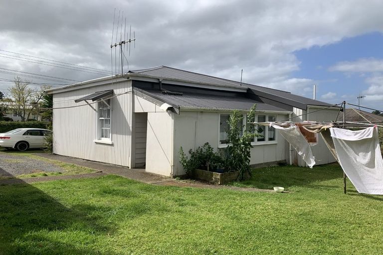 Photo of property in 3 Meldrum Street, Te Kamo, Whangarei, 0112