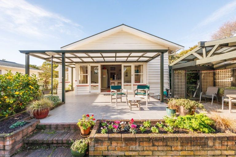 Photo of property in 20 Moerangi Street, West End, Palmerston North, 4410