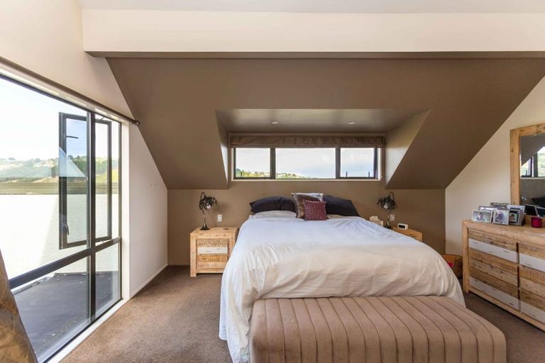 Photo of property in 24 Lucknow Place, Cashmere, Christchurch, 8022