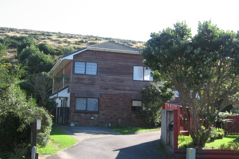 Photo of property in 6 Flinders Place, Johnsonville, Wellington, 6037