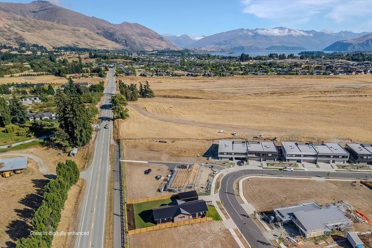 Photo of property in 15 Rubus Street, Wanaka, 9382
