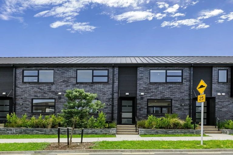 Photo of property in 7 Yozin Road, Swanson, 0612