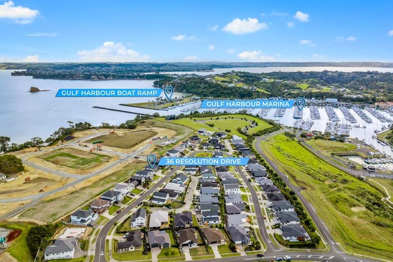 Photo of property in 36 Resolution Drive, Gulf Harbour, Whangaparaoa, 0930