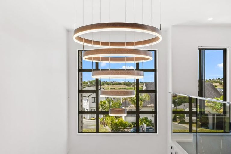 Photo of property in 36 Resolution Drive, Gulf Harbour, Whangaparaoa, 0930