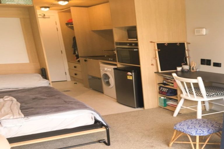 Photo of property in Vedado Apartments, 208/41 Hopper Street, Mount Cook, Wellington, 6011