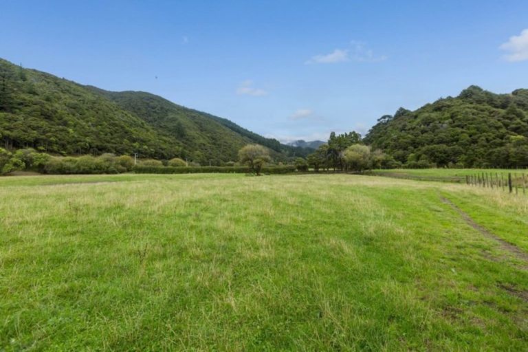 Photo of property in 440 Whitemans Valley Road, Whitemans Valley, Upper Hutt, 5371