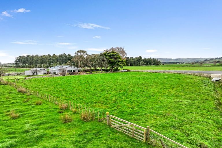 Photo of property in 416 No 3 Line, Okoia, Whanganui, 4582