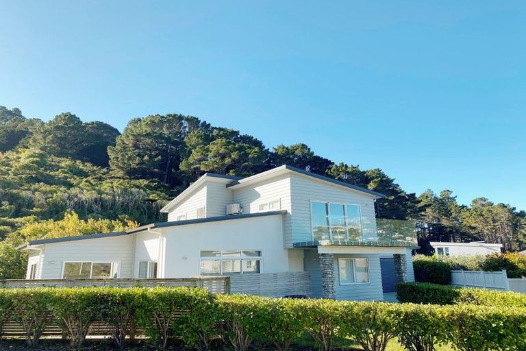 Photo of property in 44 Khouri Avenue, Karori, Wellington, 6012