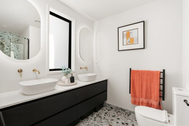 Photo of property in 31 Hinaki Street, Poike, Tauranga, 3112