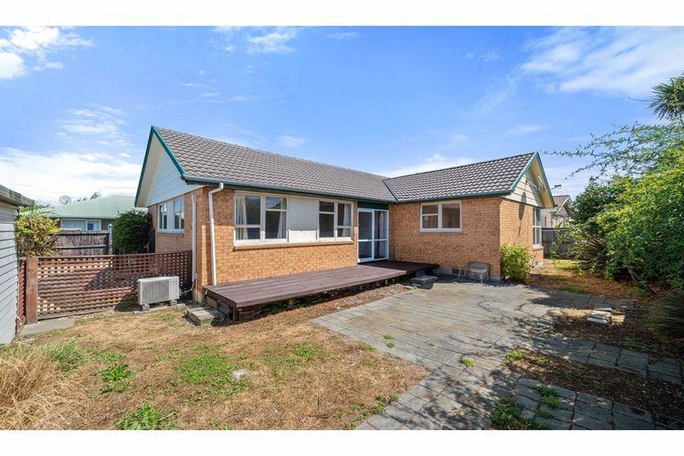 Photo of property in 23 James Drive, Woodend, 7610