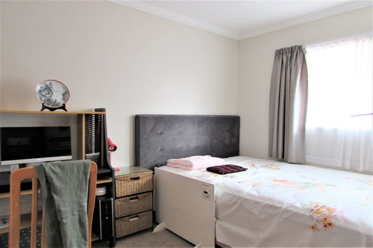 Photo of property in 165a Knights Road, Hutt Central, Lower Hutt, 5010