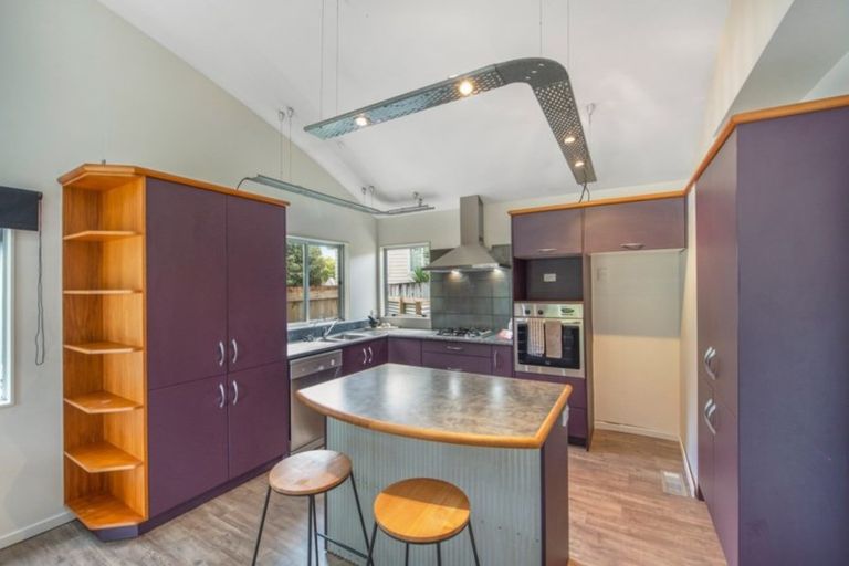 Photo of property in 9a Kingsway Crescent, Forest Lake, Hamilton, 3200