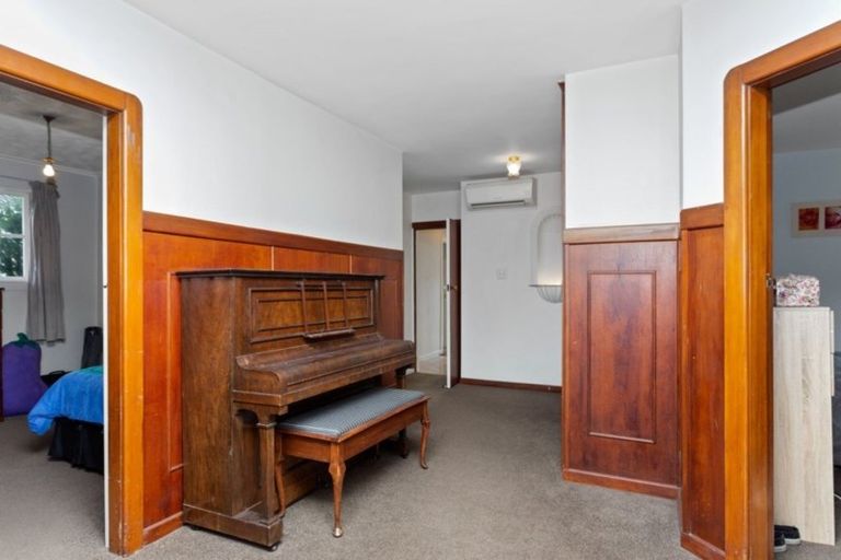 Photo of property in 54 Northcote Road, Northcote, Christchurch, 8052