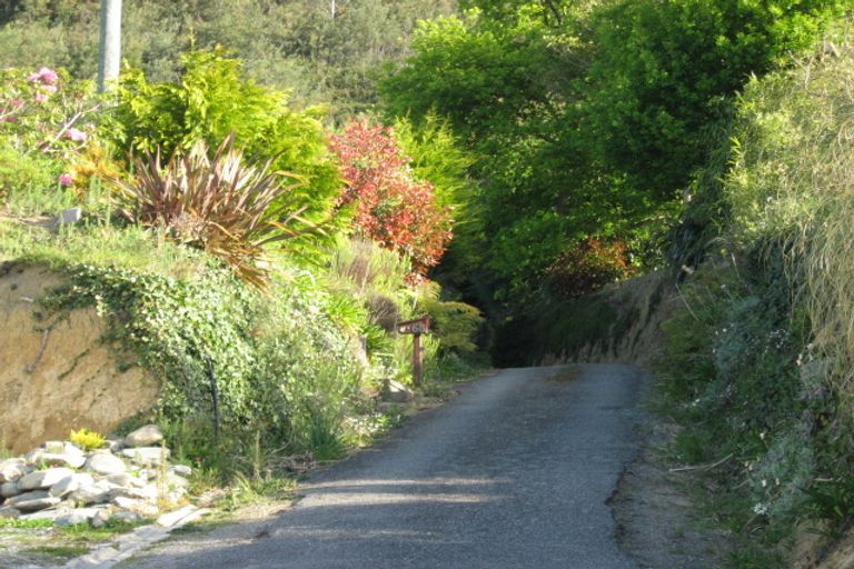 Photo of property in 68 York Street, Picton, 7220