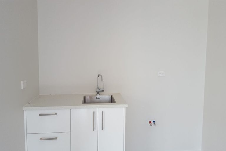 Photo of property in 154 Hobsonville Point Road, Hobsonville, Auckland, 0616