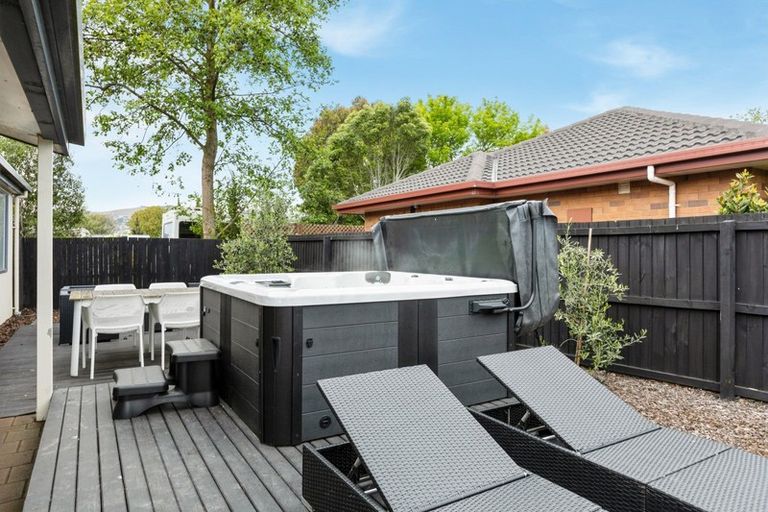 Photo of property in 124d Saint Johns Street, Bromley, Christchurch, 8062