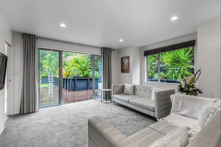 Photo of property in 68 Upper Harbour Drive, Greenhithe, Auckland, 0632