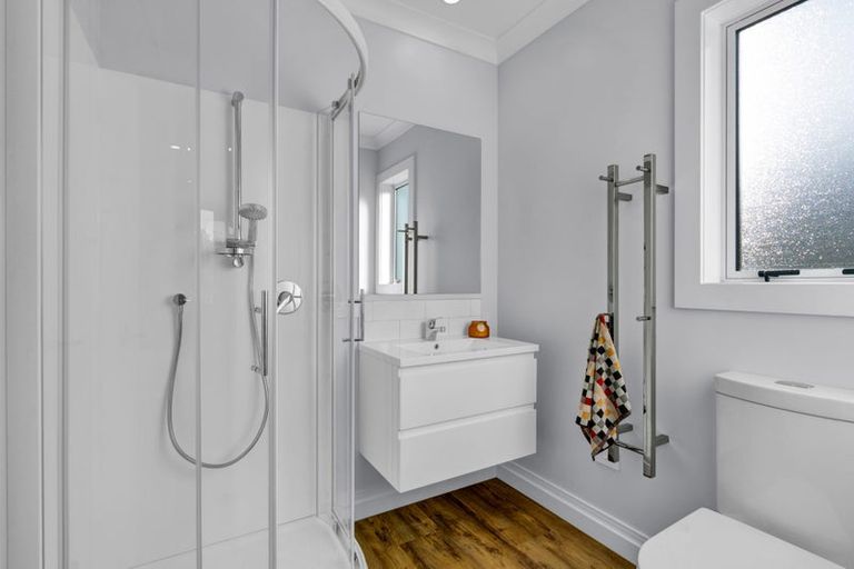 Photo of property in 20a Maple Crescent, Whalers Gate, New Plymouth, 4310