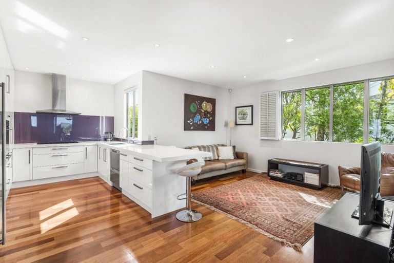 Photo of property in 56 Brighton Road, Parnell, Auckland, 1052