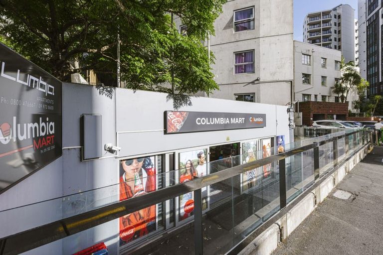 Photo of property in Columbia On Whitaker Apartments, 15a/15 Whitaker Place, Grafton, Auckland, 1010