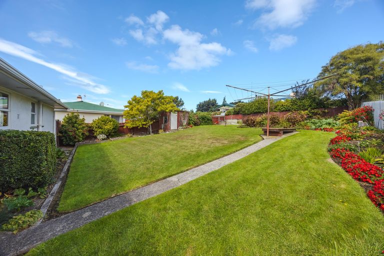 Photo of property in 6 Cambridge Place, Holmes Hill, Oamaru, 9401