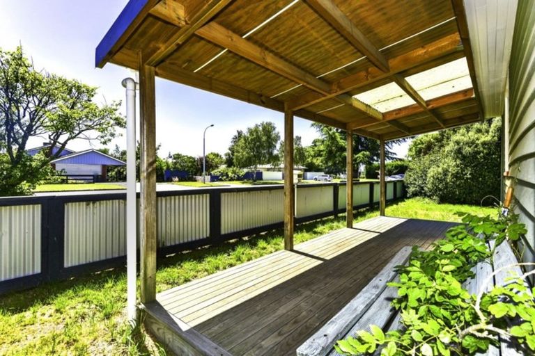 Photo of property in 5 North Terrace, Darfield, 7510