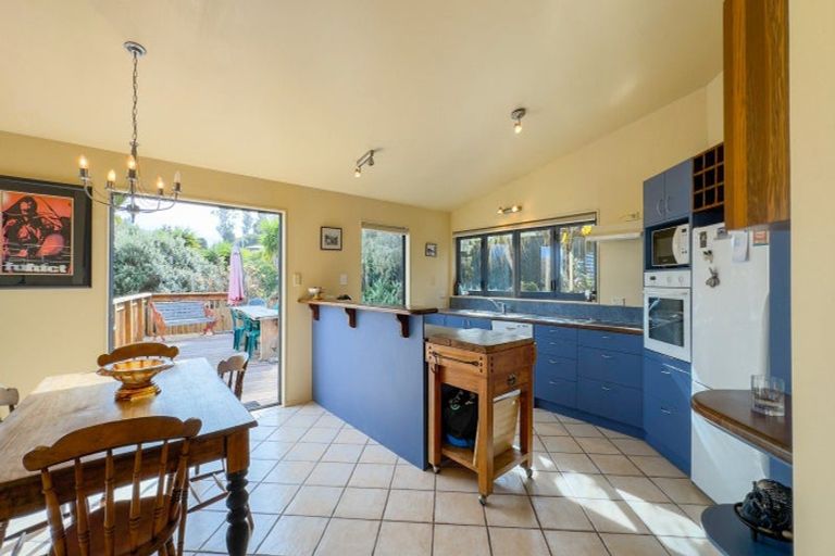 Photo of property in 219 Waikiekie Road, Thames, 3500