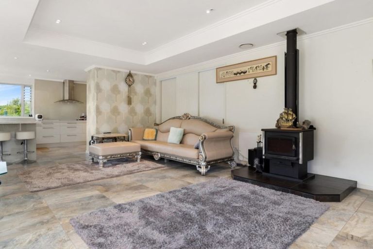 Photo of property in 166 Oteki Park Drive, Welcome Bay, Tauranga, 3112