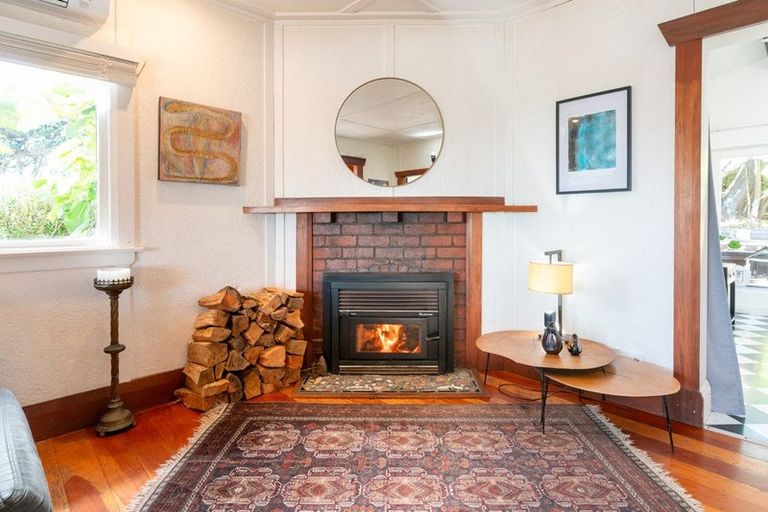 Photo of property in 134 The Parade, Paekakariki, 5034