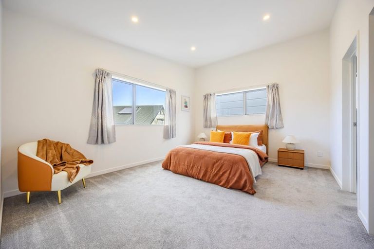 Photo of property in 32c Gulf View Road, Murrays Bay, Auckland, 0630