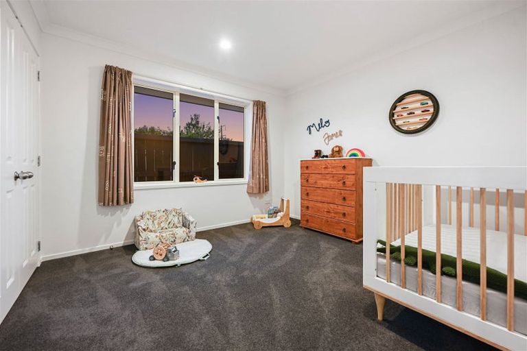 Photo of property in 14 Rosewood Court, Huntington, Hamilton, 3210