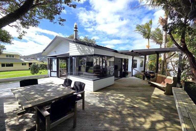 Photo of property in 138 Waimaire Avenue, Matarangi, Whitianga, 3592