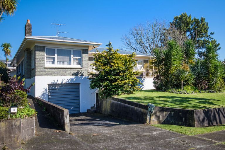 Photo of property in 8 Cardiff Street, Pukekohe, 2120