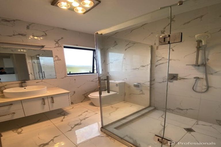 Photo of property in 6 Barnesmore Road, Flat Bush, Auckland, 2019