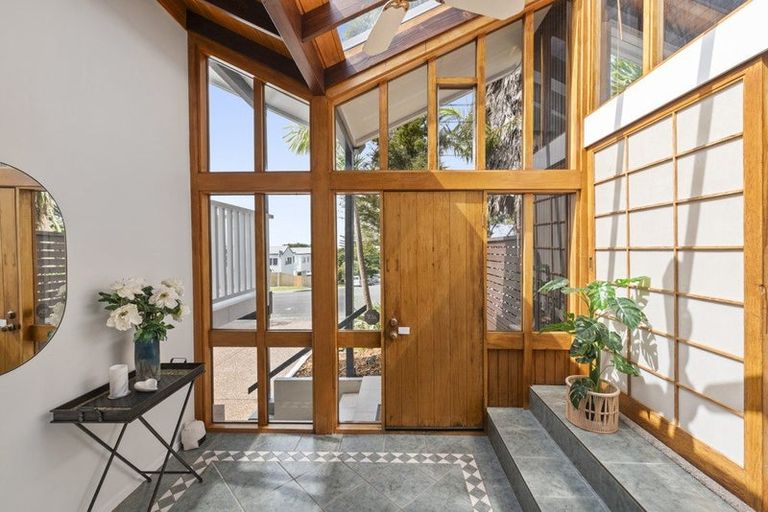 Photo of property in 21 Holland Road, Hillcrest, Auckland, 0627