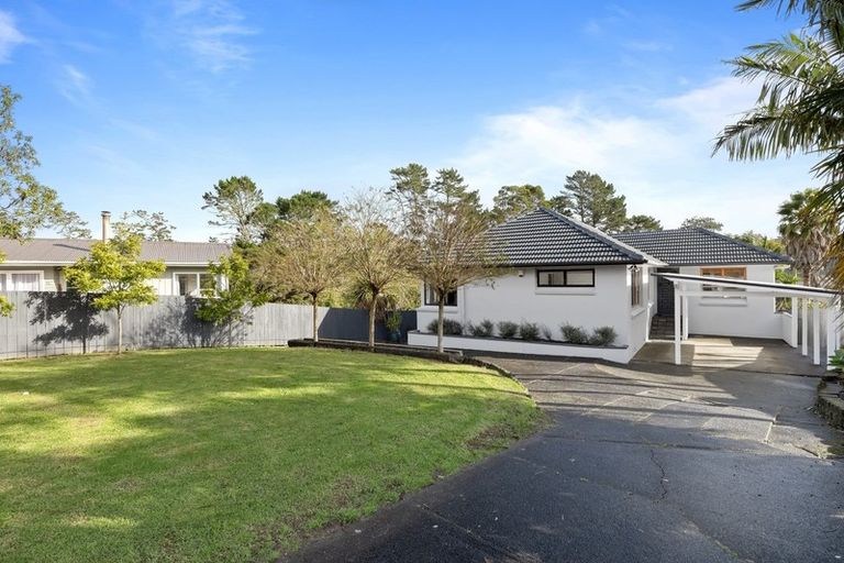 Photo of property in 68 Paragon Avenue, Beach Haven, Auckland, 0626